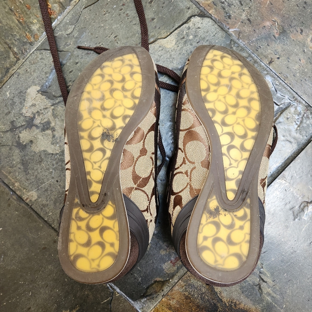 Coach sneakers in Excellent condition, size 6.5 - Picture 9 of 13